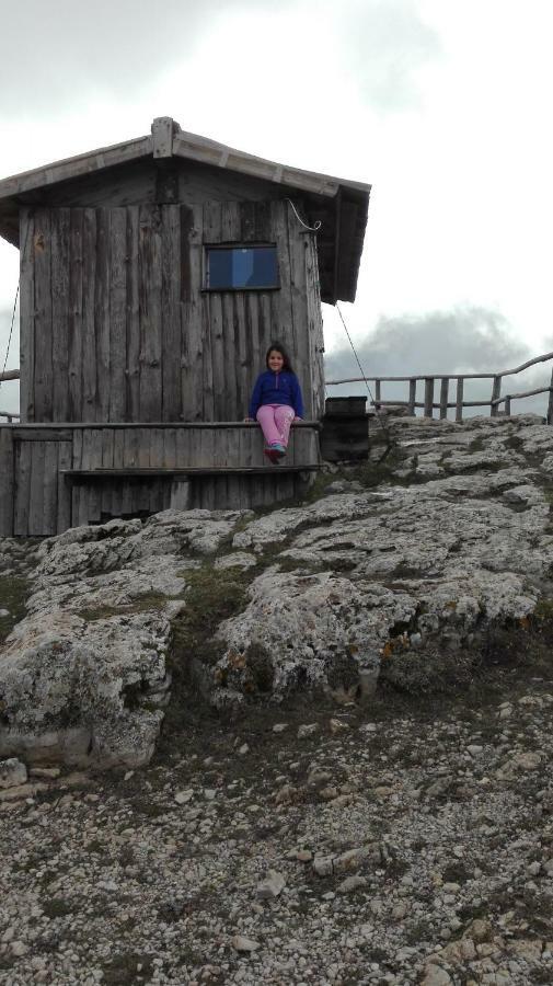 Vila Naramanue Dorgali Exteriér fotografie